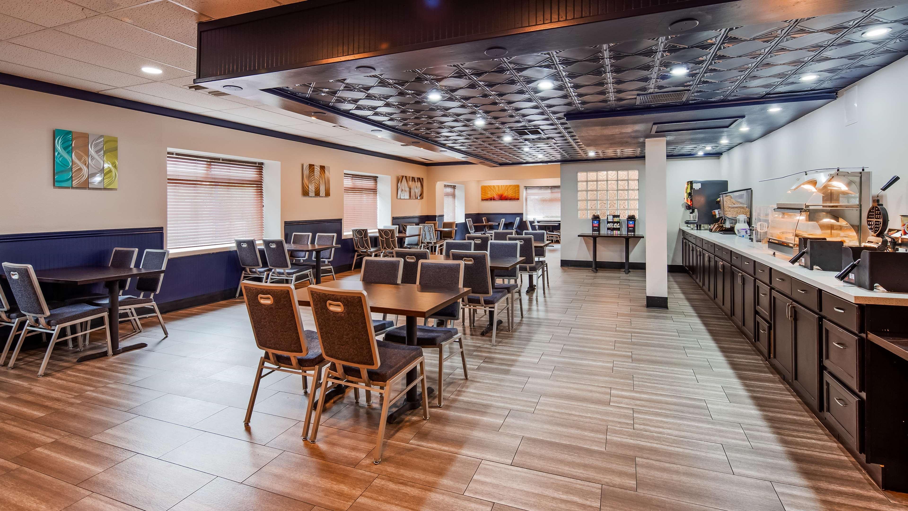 Surestay Plus Hotel By Best Western Sacramento Cal Expo Exterior photo