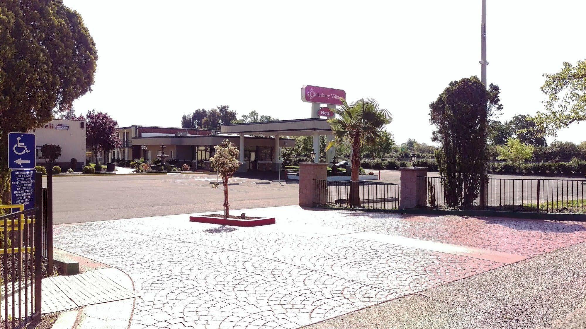 Surestay Plus Hotel By Best Western Sacramento Cal Expo Exterior photo